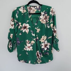 West Kei Green Floral Blouse with Cuffed Sleeves and Mandarin Collar